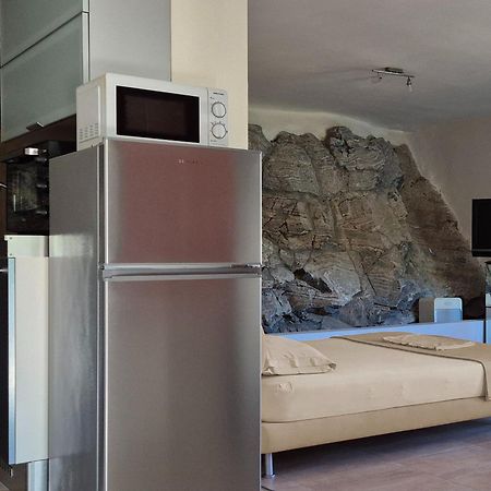Villas On The Rock Афисос Екстериор снимка