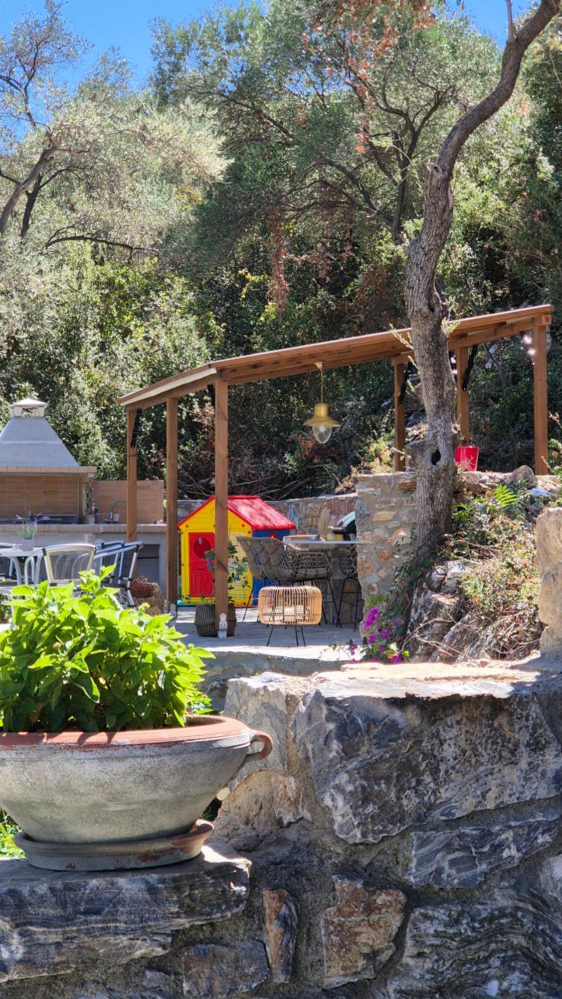 Villas On The Rock Афисос Екстериор снимка